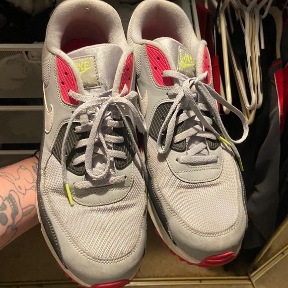 Nike Air Max - Picture 2 of 2